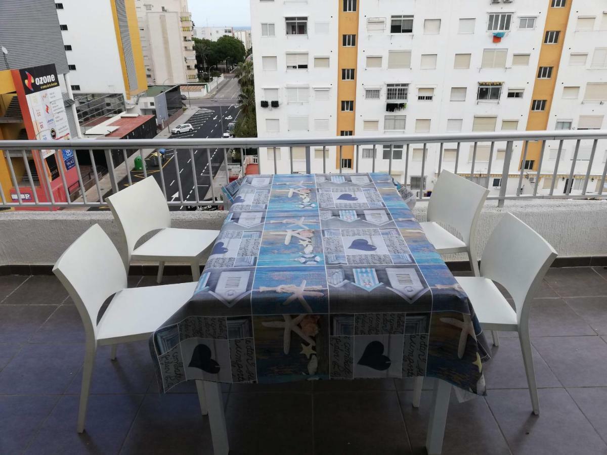 Parque VI Solo Familia Serviplaya Playa de Gandia Екстериор снимка